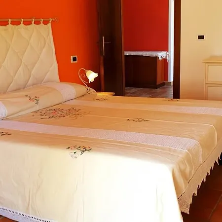 Casina Di Pacina ファームステイ *