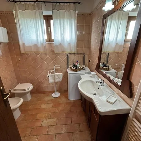 Casina Di Pacina ファームステイ *